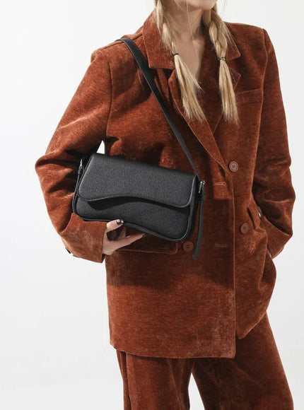 The Annabella Baguette Shoulder Bag