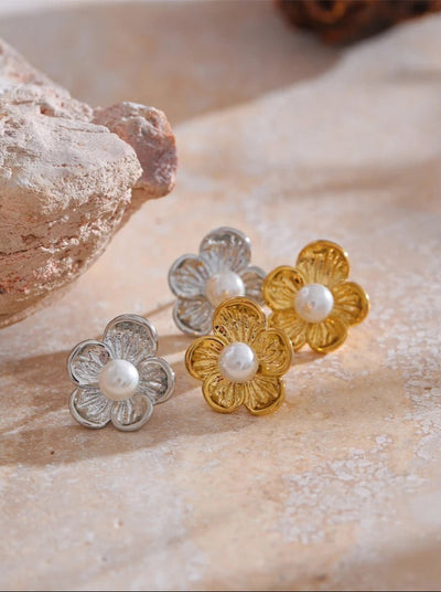 Florette de Perle Studs