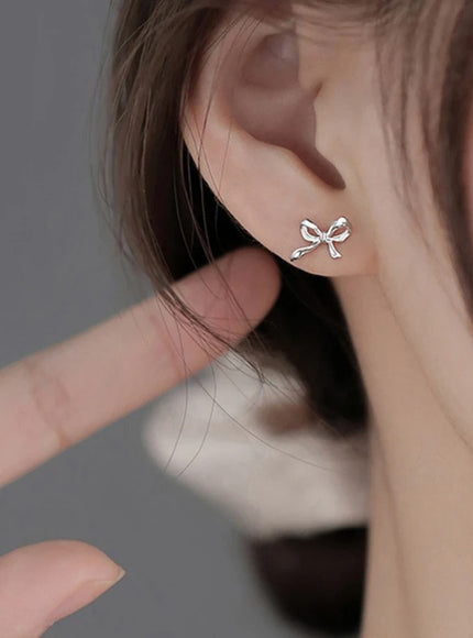 Eva Mini Bow Studs