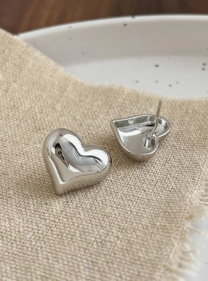 Adore Me Heart Stud Earrings