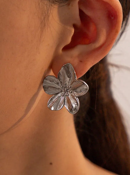 Large Wildflower Studs