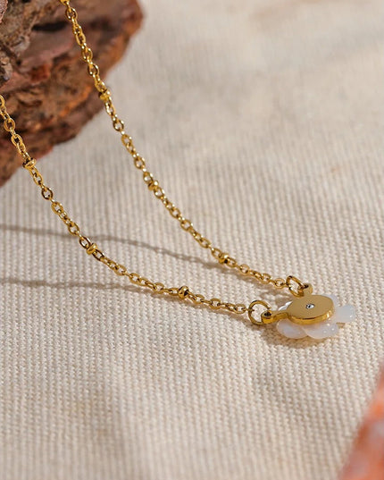 Fleur Éternelle Necklace