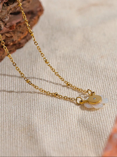 Fleur Éternelle Necklace