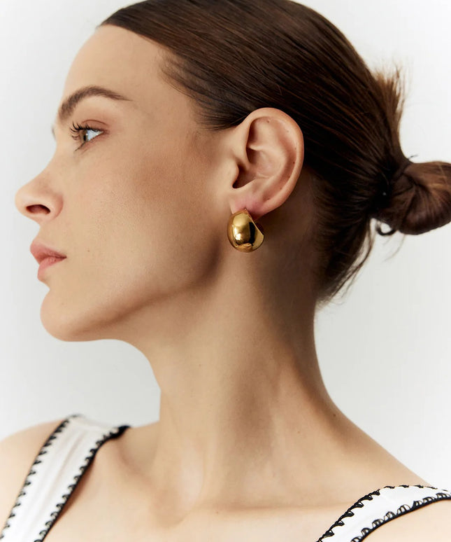 Crescent Dome Earrings – 18k Gold-Plated