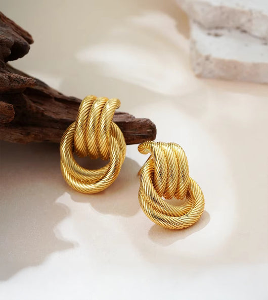 Giro Bella Knot Earrings