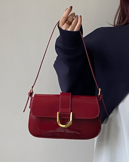 Rouge Éclat Shoulder Bag