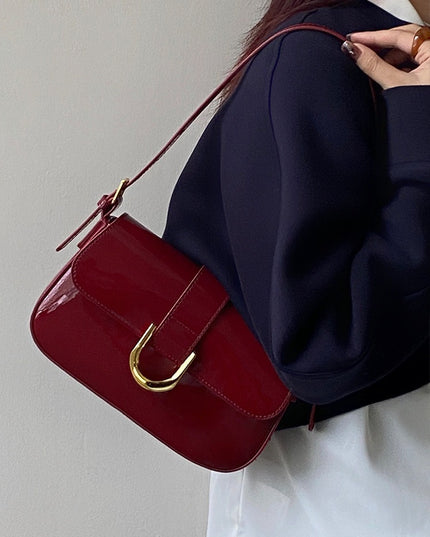 Rouge Éclat Shoulder Bag