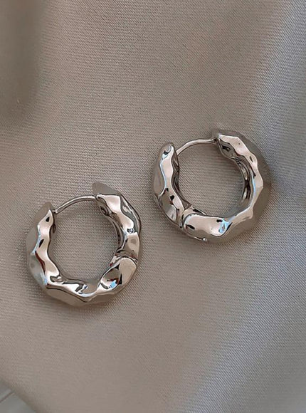 Sofia Hoop Earrings