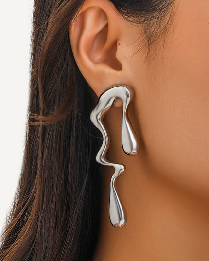 Lustrous Flow Drop Earrings