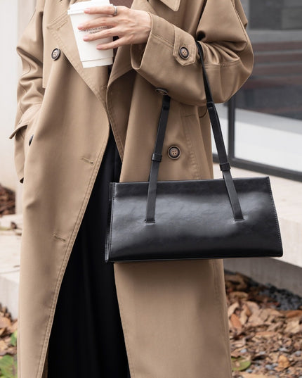 The Ardente Leather Baguette Bag
