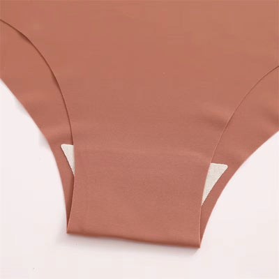 Seamless No-Show Briefs
