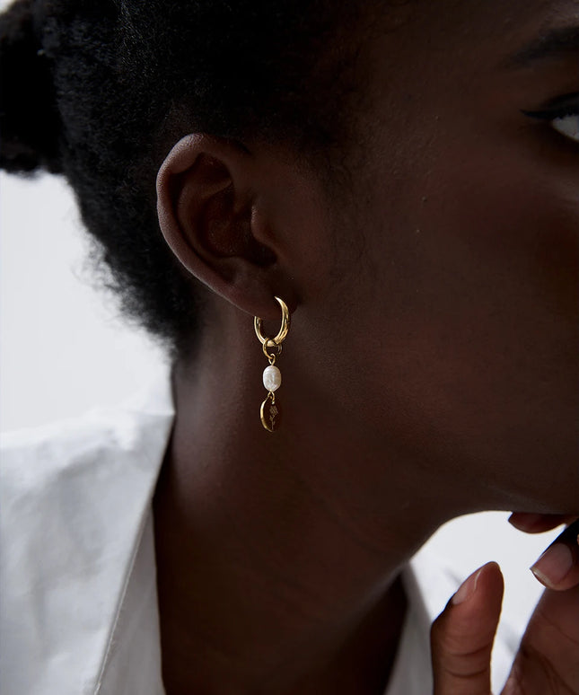 Pearl on the Vine Earrings