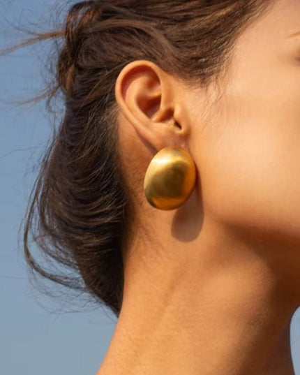 Amore D’Oro Dome Earrings