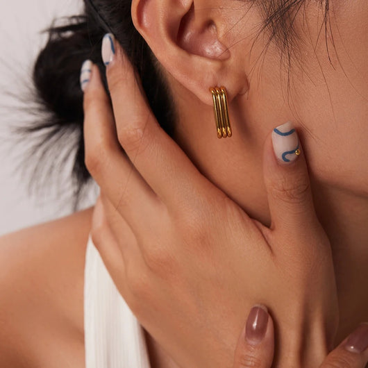 Bellissima U-Hoop Earrings