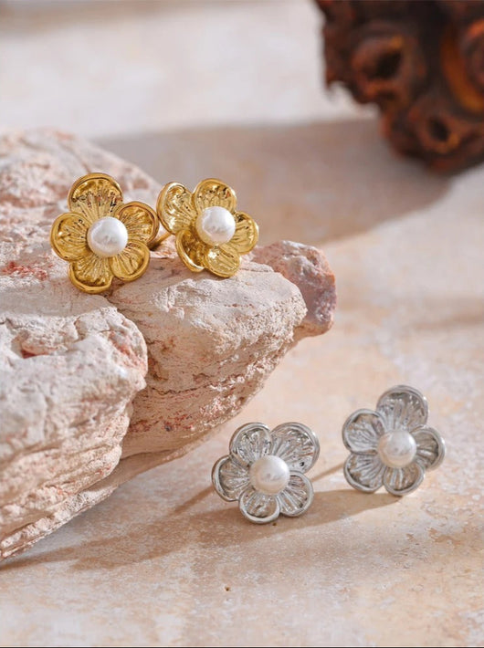 Florette de Perle Studs