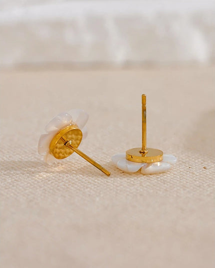 Fleur Éternelle Studs