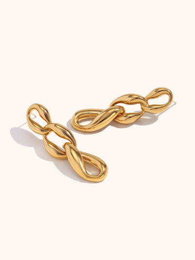 Fluidity in Chain Earrings