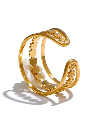 Fleur de Nacre Ring