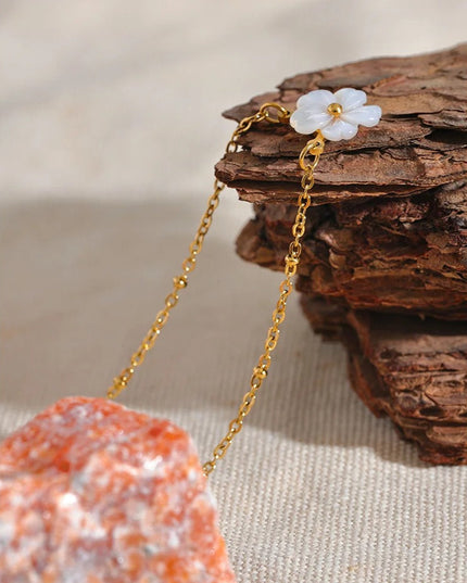 Fleur Éternelle Necklace