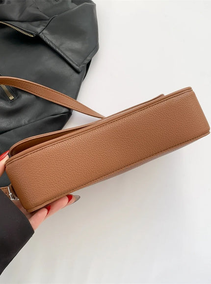 The Annabella Baguette Shoulder Bag