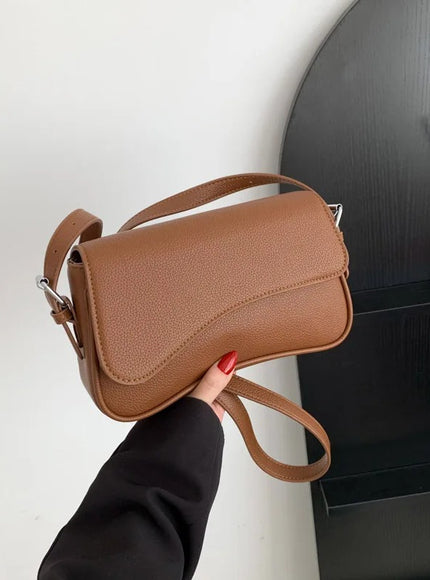 The Annabella Baguette Shoulder Bag