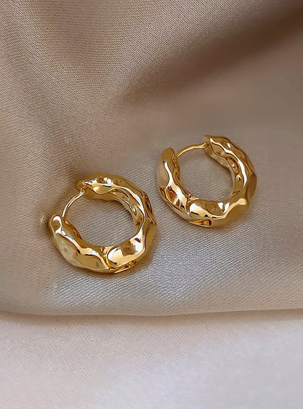 Sofia Hoop Earrings