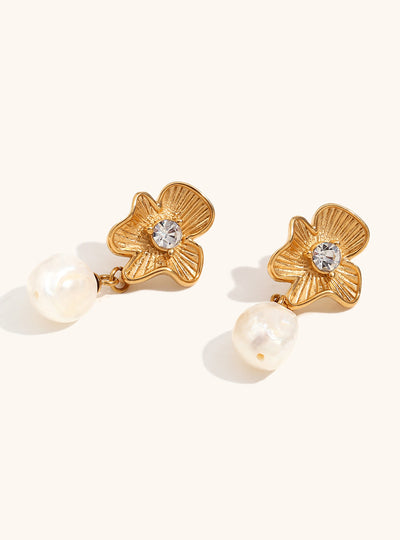 The Magnolia Drops