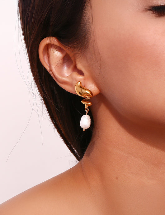 A Pearl Ignited Earrings