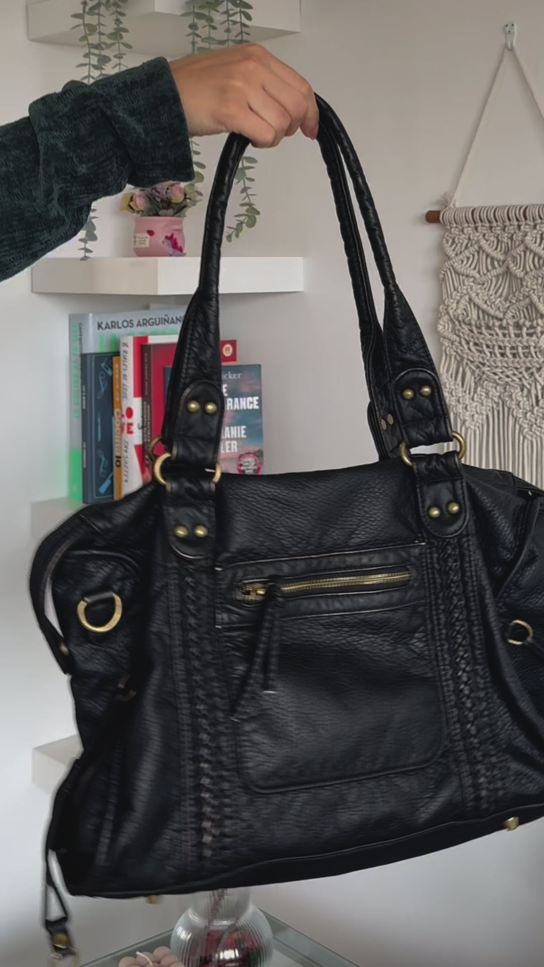 Vintage Washed Faux Leather Shoulder City Bag – RAIMORA